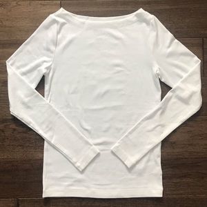GAP White Boat Neck Long Sleeve Tee Size Small